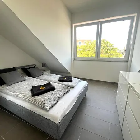 شقة فندقية Simplex Am Europaplatz *