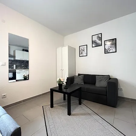 Simplex Am Europaplatz Aparthotel *
